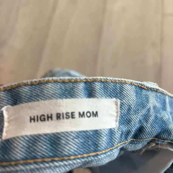 Cotton on women’s high rise mom shorts size 4 - Picture 8 of 9